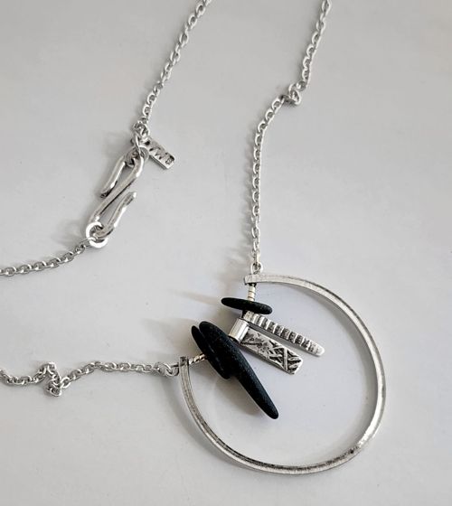 Delicate Wallum Pendant